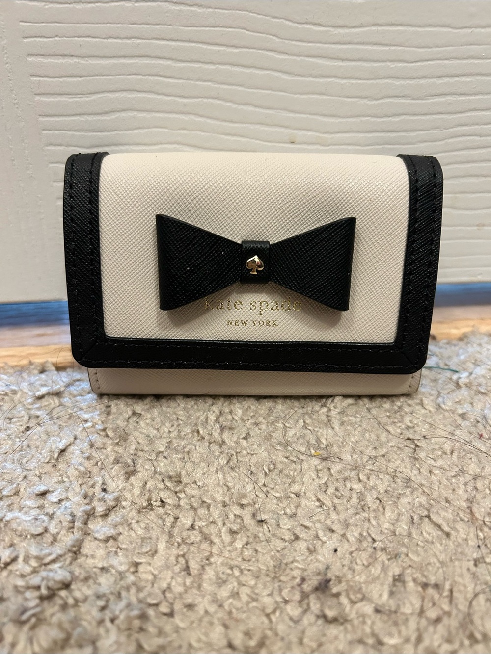 Kate Spade Hazel Court Darla Leather Compact Wallet